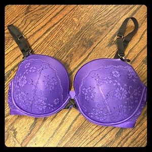 Victoria’s Secret Very Sexy padded Demi Bra